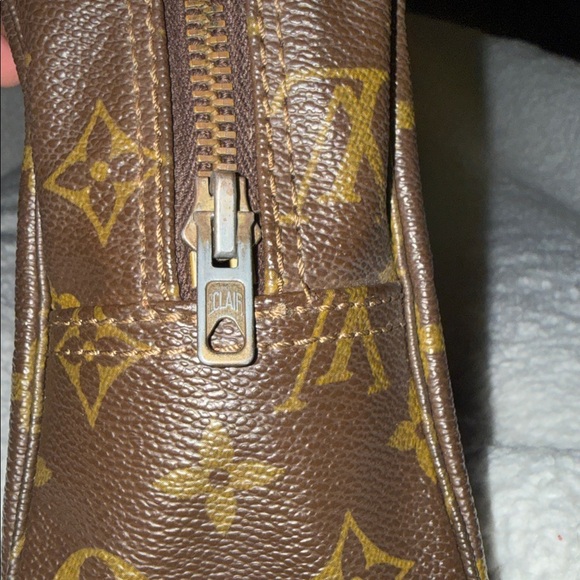 Louis Vuitton Trousse 28 Pouch - Picture 5 of 16